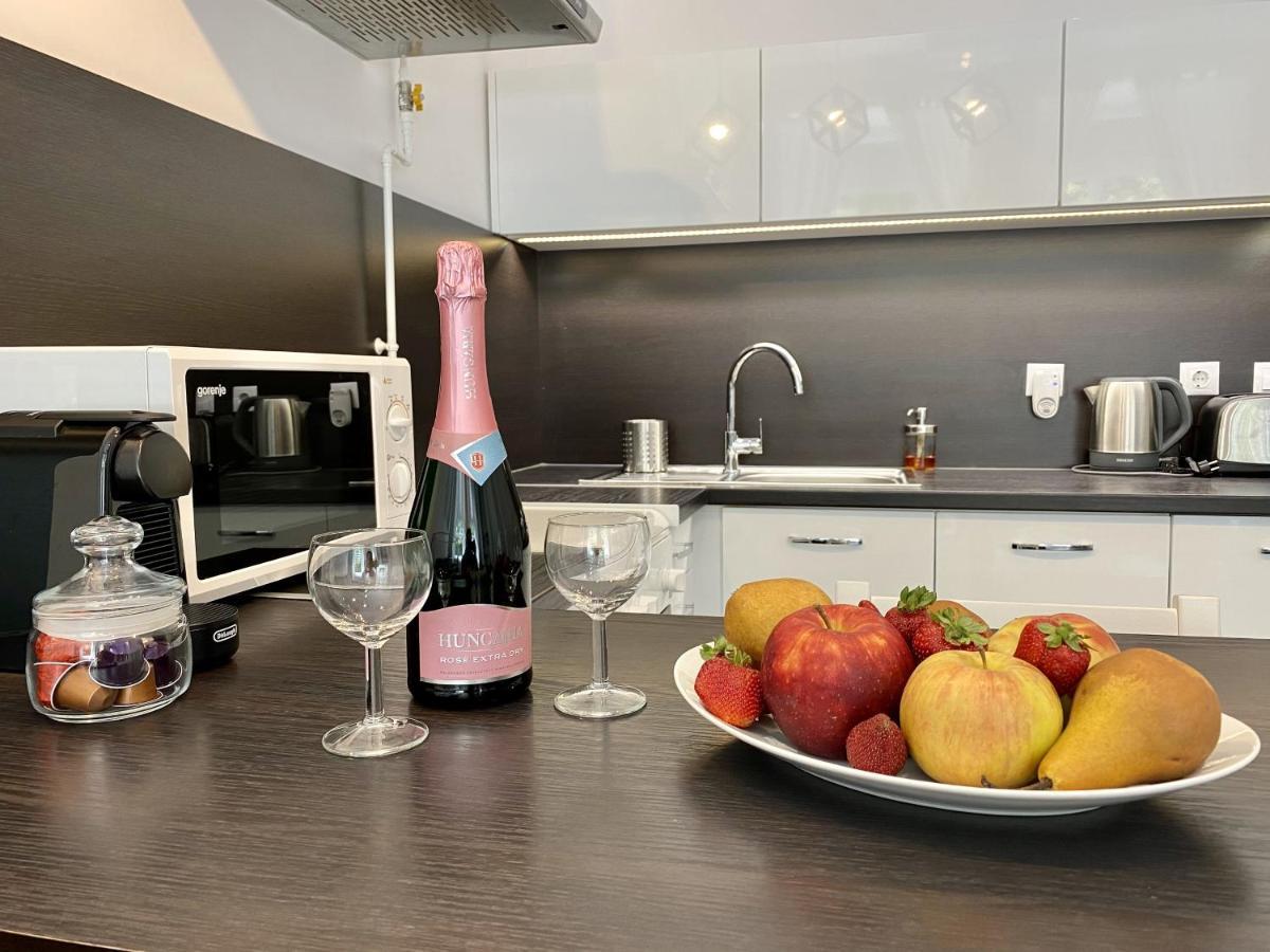 Art Apartment Szeged Eksteriør bilde